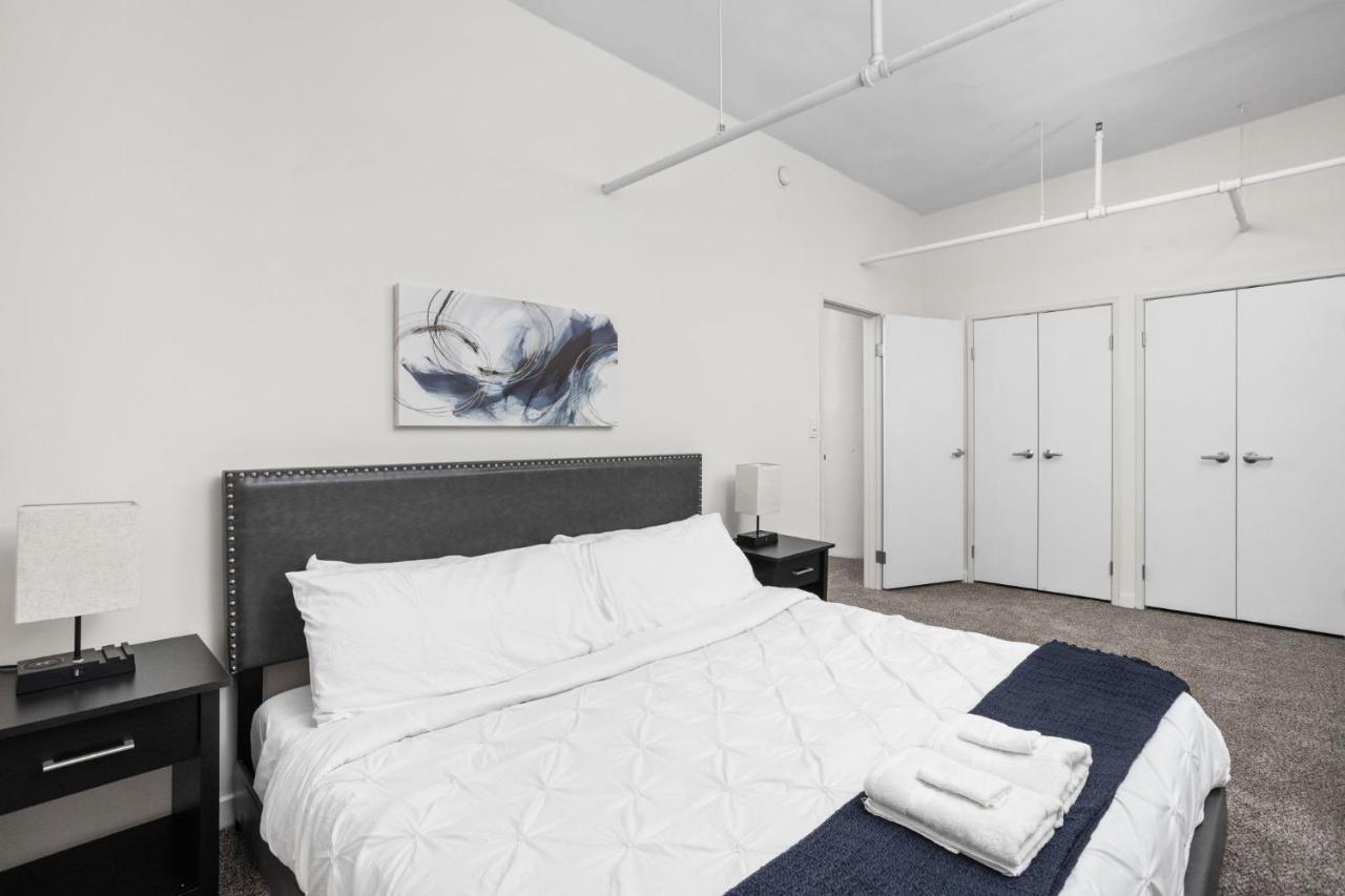 2Br 2Ba In The Block Apartment By Cozysuites 印第安納波利斯 外观 照片
