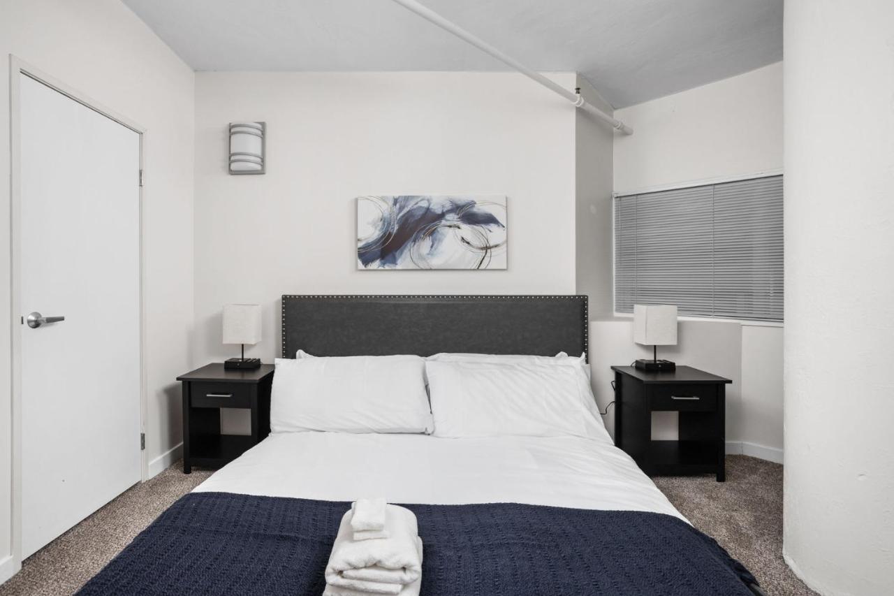 2Br 2Ba In The Block Apartment By Cozysuites 印第安納波利斯 外观 照片
